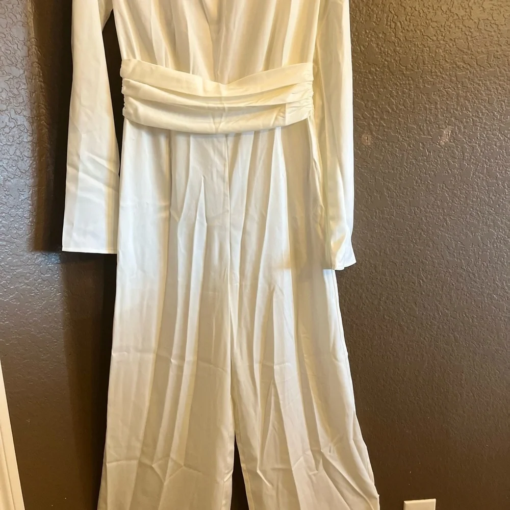 PrettyLittleThing Classic cream Jumpsuit size 6 BRAND NEW